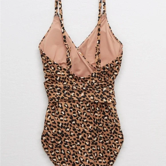 Aerie Leopard Full Coverage One Piece Swimsuit - Picture 4 of 7